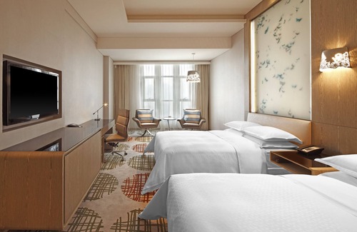 Yancheng District Hotel | Four Points By Sheraton Luohe