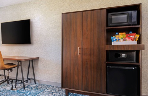 Schaumburg Hotel | Four Points by Sheraton Chicago Schaumburg