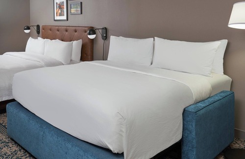 Schaumburg Hotel | Four Points by Sheraton Chicago Schaumburg