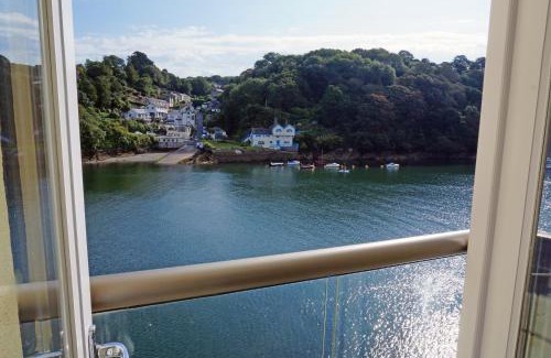 Fowey Apartment | Fowey River Views