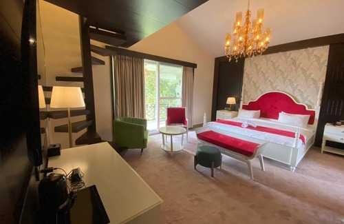 Civil Lines Resort | Foxoso Ocean Resort Jaipur