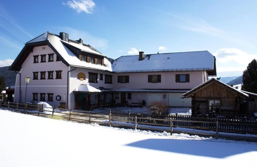 Mauterndorf Bed & Breakfast | Frühstückspension Laßhofer