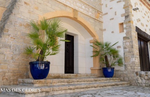 Saint-Maximin-la-Sainte-Baume Villa | 220 m² Villa ∙ 4 bedrooms ∙ 8 guests