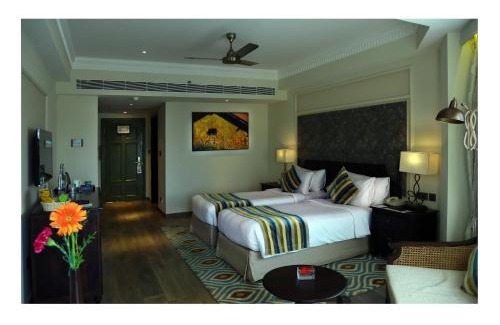 Kochi Hotel | Fragrant Nature Kochi - A Five star Classified Hotel