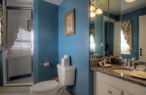 Yachting Village Bed & Breakfast | Francis Malbone House Inn