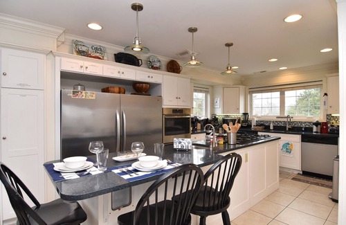 Rehoboth by the Sea House | FREE CHEF OR BONFIRE WITH MINIMUM 3 NIGHT STAY! ROOFTOP POOL & HOT TUB ALL YEAR!