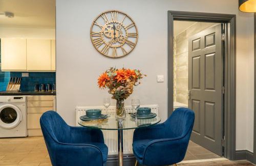 Marlborough Apartment | Free Parking New Modern Gem in Harrow