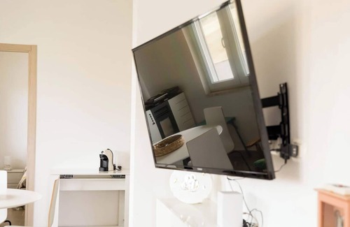 Cropani Marina House | (Free WiFi, Netflix, A/C) Beautiful beach house with garden, pine forest view