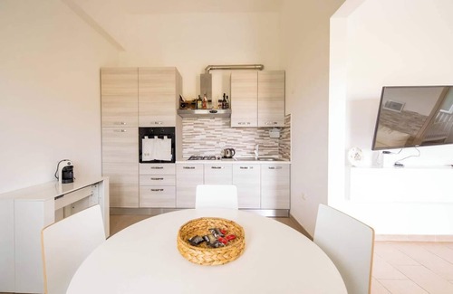 Cropani Marina House | (Free WiFi, Netflix, A/C) Beautiful beach house with garden, pine forest view