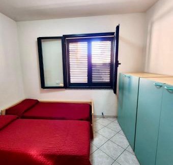 Valledoria House | Fresco appartamento in centro