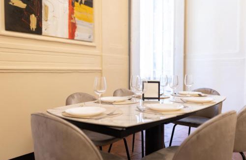 Genoa Historical Centre Apartment | Frescoed House nearby the acquarium