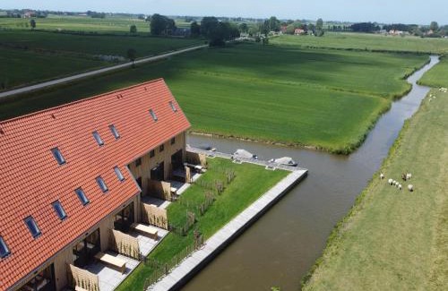 Leons House | Frisian Home with furry friends, cleaning included