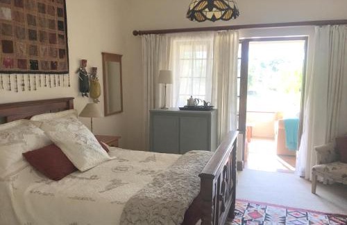 Die Barakke House | Frog Song Suite
