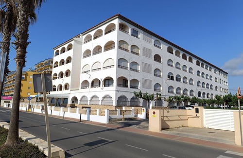 Peniscola Apartment | Front line, sea view, wifi, parking