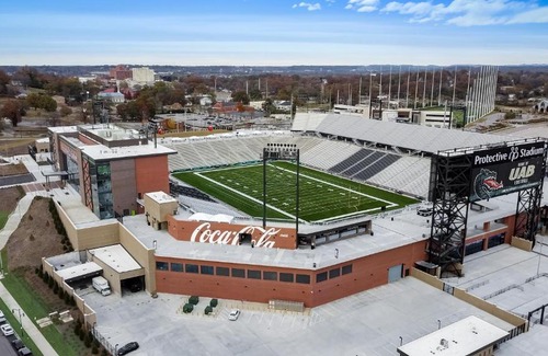 Five Points South Apartment | FRONTDESK Flats on 4th Apts Downtown Birmingham