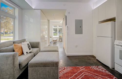 Tremont Condo | FRONTDESK Tremont Oaks Micro Apts Cleveland