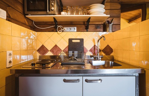 Pinos Genil RV Rental | Fuente del Lobo Glamping Bungalows - Adults Only