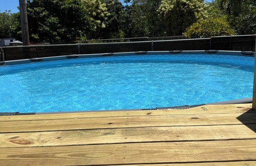 Pole Ojea House | Full Home+Pool With Two separate Studios First Floor+Pool Table 5 min from Beach