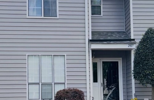 Charlotte House | Full House! 2 bed/2.5 bath home away from home