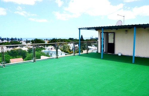 Flic-en-Flac Apartment | Fully Equipped Apartment in Flic-en-flac for 2 ppl - 500m From the Beach
