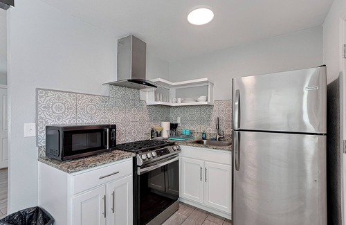 Biggs Field Apartment | Fully Updtd Super Clean 1BR Apt Unit 5n