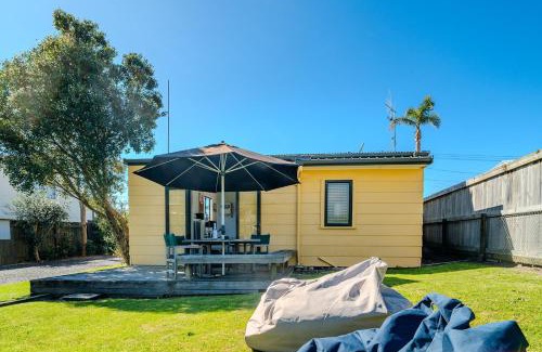 Waihi Beach House | Fun Family Bach, close to beach and shops!