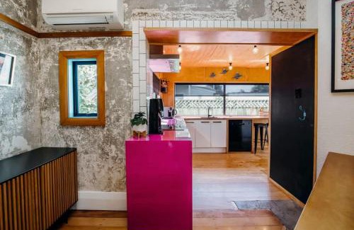 Fitzroy Villa | Fun Times in Fitzroy - eclectic bungalow by beach