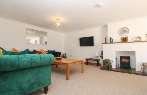 Stenalees House | FurnessThe West Dry