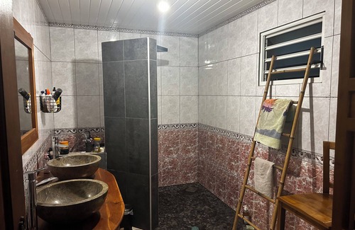 Saint-Andre Bed & Breakfast | Furnished air-conditioned room in a villa with swimming pool