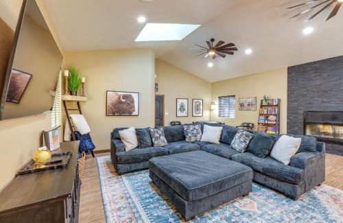 Williams House | Furnished Gazebo with View Rustic Williams Retreat!