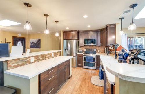 Williams House | Furnished Gazebo with View Rustic Williams Retreat!