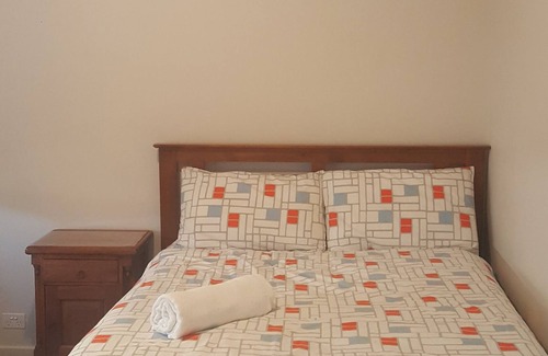 Werribee South House | Furnished rooms in modern house - 1 min walk to the beach