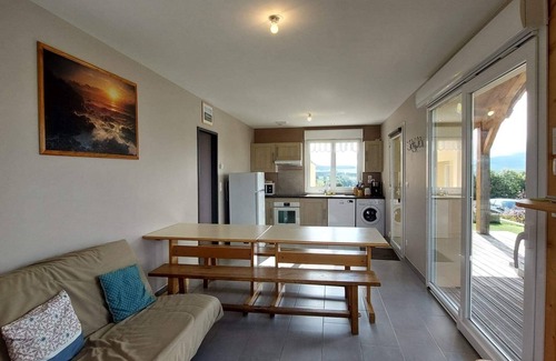 Saint-Front House | furnished tourist accommodation Les Hirondelles