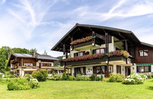 Groissenbach House | Gästehäuser Schwemmbauer