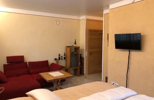 Neustadt-Hambach Hotel | Gästehaus Alte Glaserei