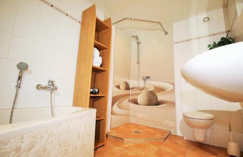 Rachtig Apartment | Gästehaus Kön