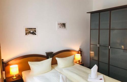 Lubeck City Centre Hotel | Gästehaus Kaiserhof Lübeck