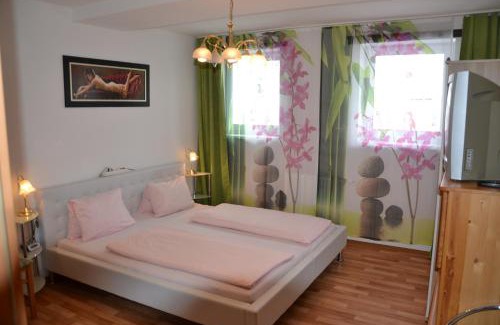 Spital am Pyhrn Hotel | Gästehaus zur Post - Heritage Inn