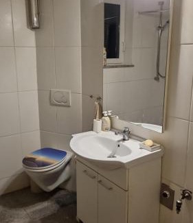 Berka/Werra House | Gästezimmer 4 Gemeinschaftsbad Frei WLAN