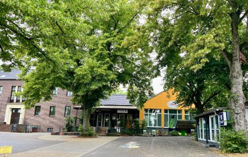 Rheurdt House | Gästezimmer Klassen(T)raum