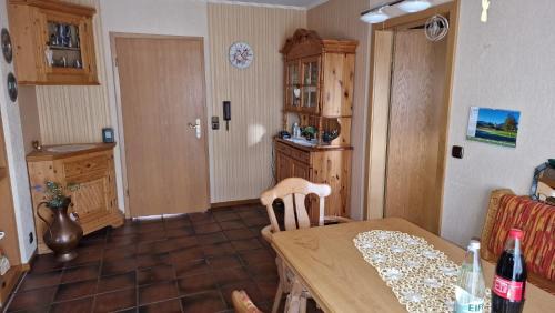Buechenbeuren Apartment | Gästezimmer "Your temporary Home"