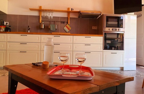 Lignairolles Cottage | Gîte 2 p., private garden, swimming pool, nature