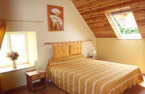Plestin-les-Greves House | Gîte 4 km mer, 1 km centre ville, pour 8 pers