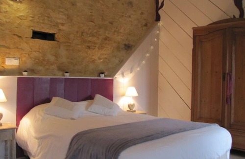 Montagnac-sur-Lede Other | Gîte Avec Piscine Privée en Périgord. Au Calme Dans les Bois