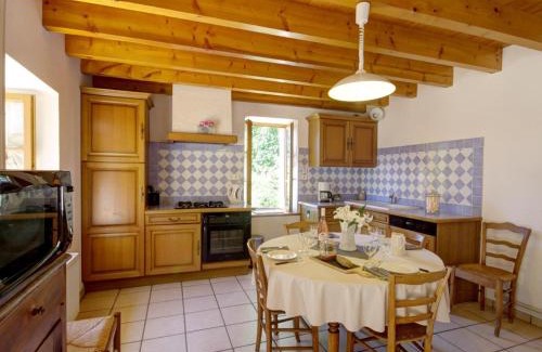 Les Salles House | Gîte chaleureux 4 pers avec jardin et animaux acceptés - FR-1-496-66