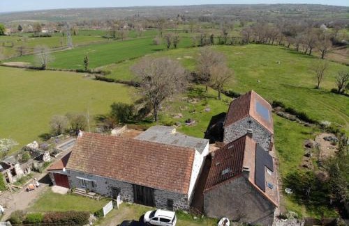 Louroux-de-Beaune House | Gîte chaleureux avec jardin, cheminée, vélos et équipements éco-responsables à Louroux-de-Beaune - FR-1-489-349