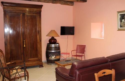 Vergt House | Gîte confortable avec piscine chauffée et animaux acceptés en Dordogne - FR-1-616-453
