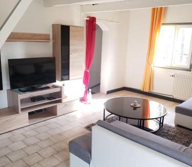 Tourtoirac House | Gîte dans camping 4 étoiles