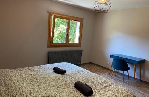 Le Petit-Bornand-les-Glieres Apartment | Gîte de charme dans la vallée du Borne au cœur des Alpes
