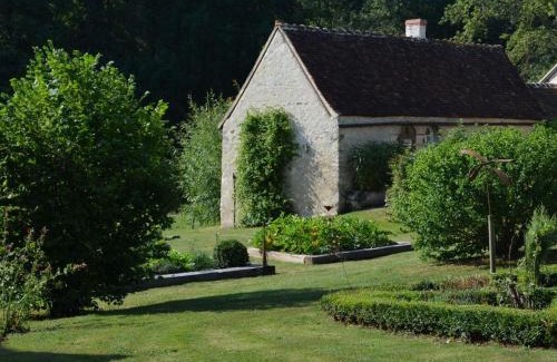 Chalais House | Gîte de charme avec piscine au cœur de la Brenne, idéal pour nature et détente - FR-1-591-288